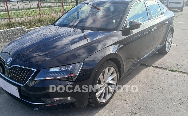 Škoda Superb III 2.0TSi 
