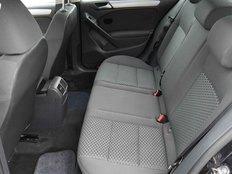 Volkswagen Golf 1.4i 