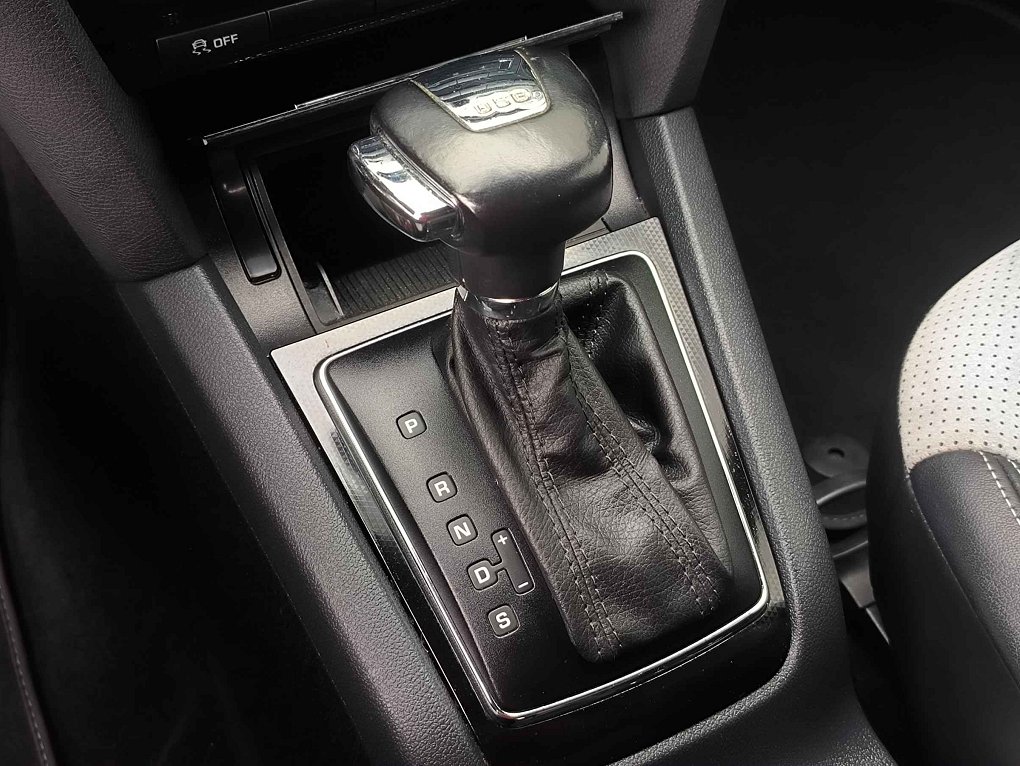 Škoda Octavia II 2.0 TDi RS