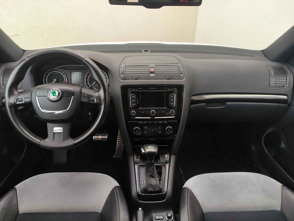 Škoda Octavia II 2.0 TDi RS