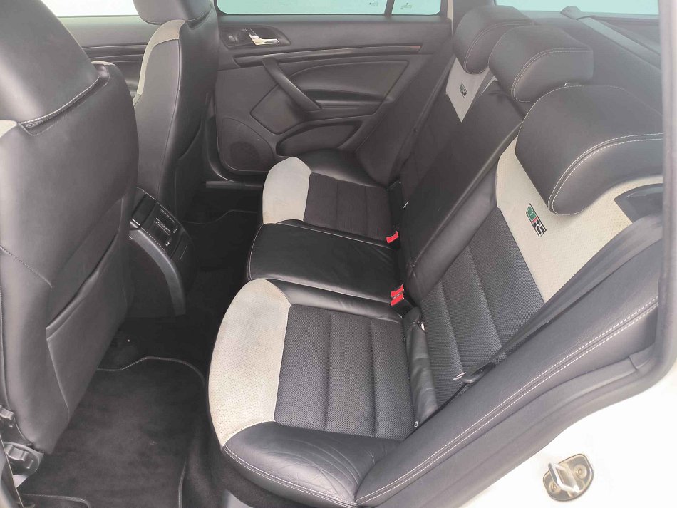 Škoda Octavia II 2.0 TDi RS