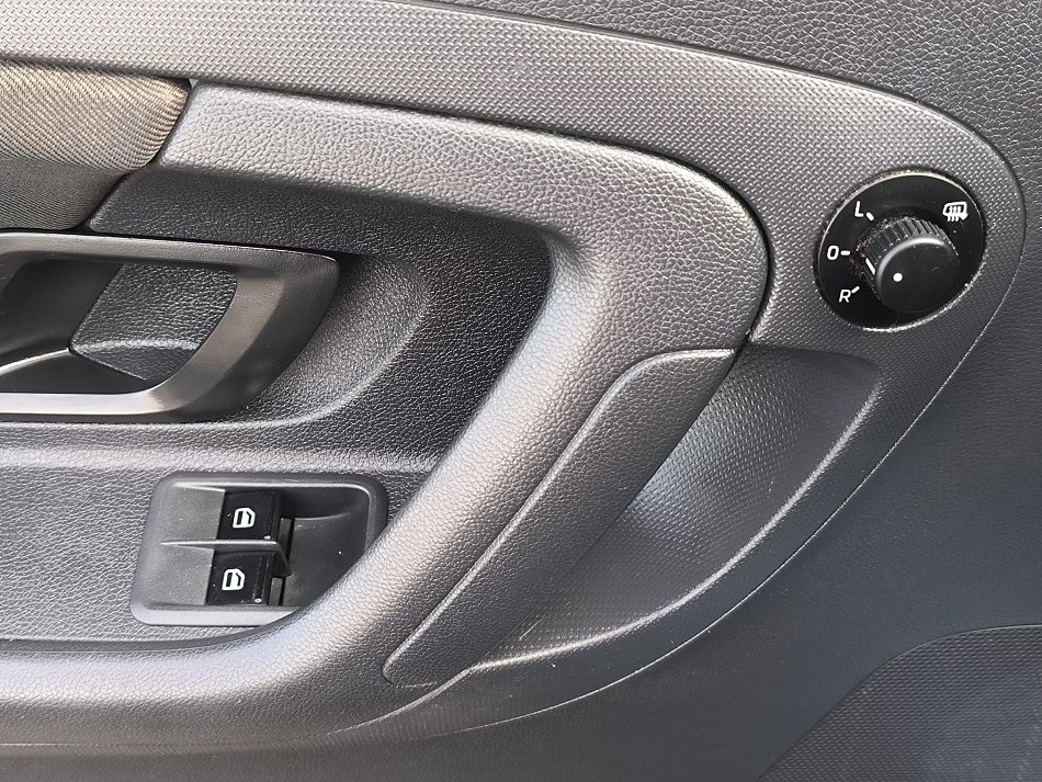 Škoda Roomster 1.6 TDi Scout