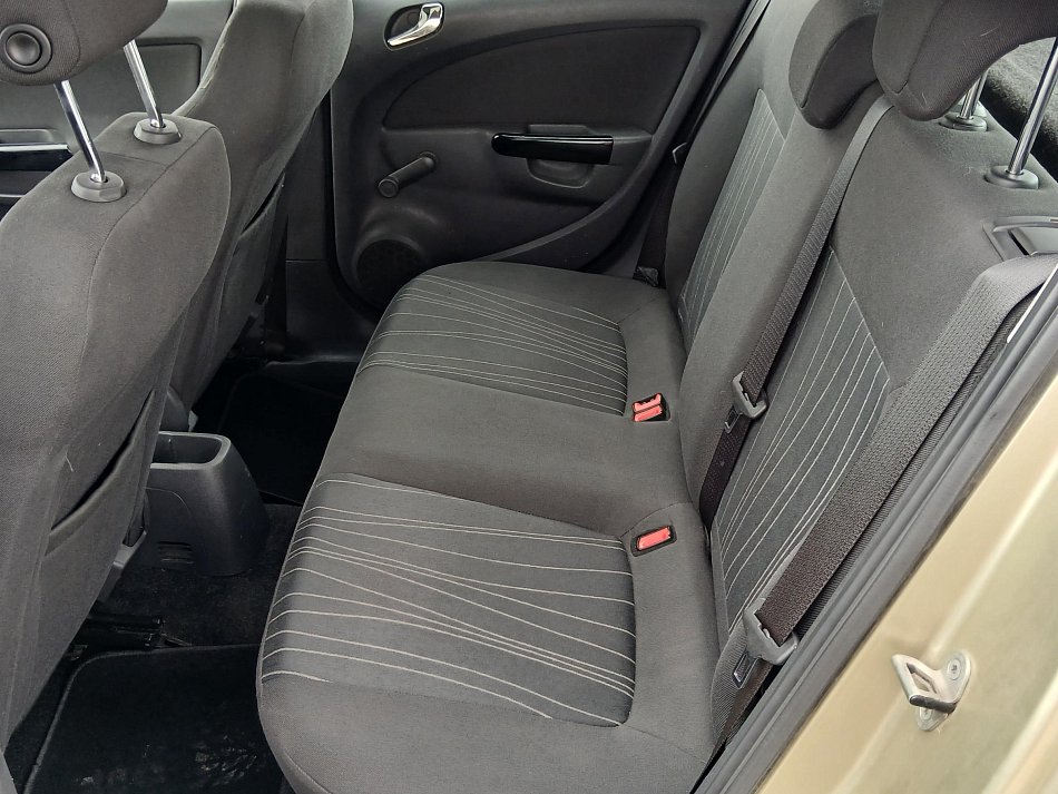 Opel Corsa 1.2 16V 