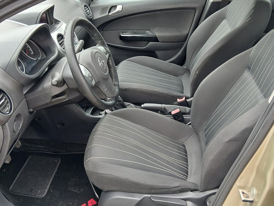 Opel Corsa 1.2 16V 