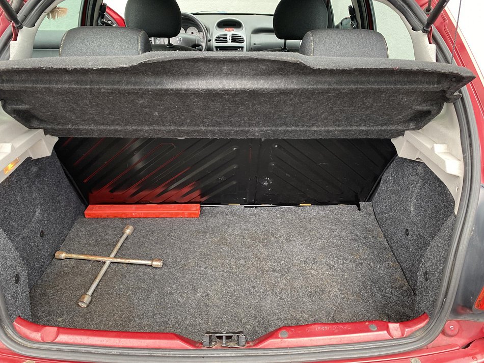 Peugeot 206 1.4i 
