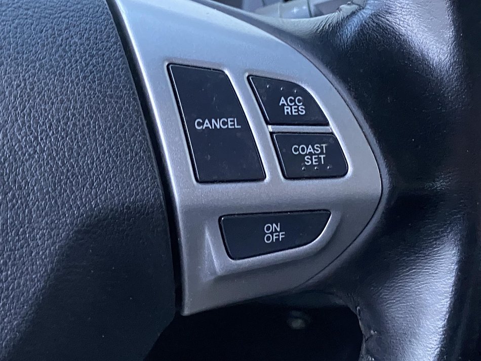 Mitsubishi Lancer 1.8 MiVEC Intense