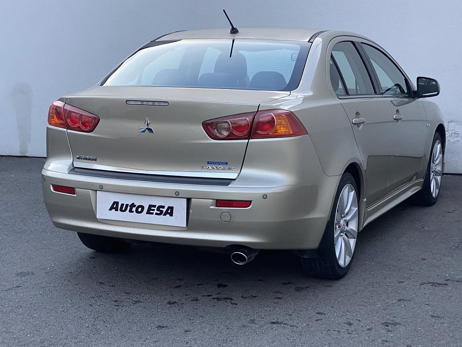 Mitsubishi Lancer 1.8 MiVEC Intense