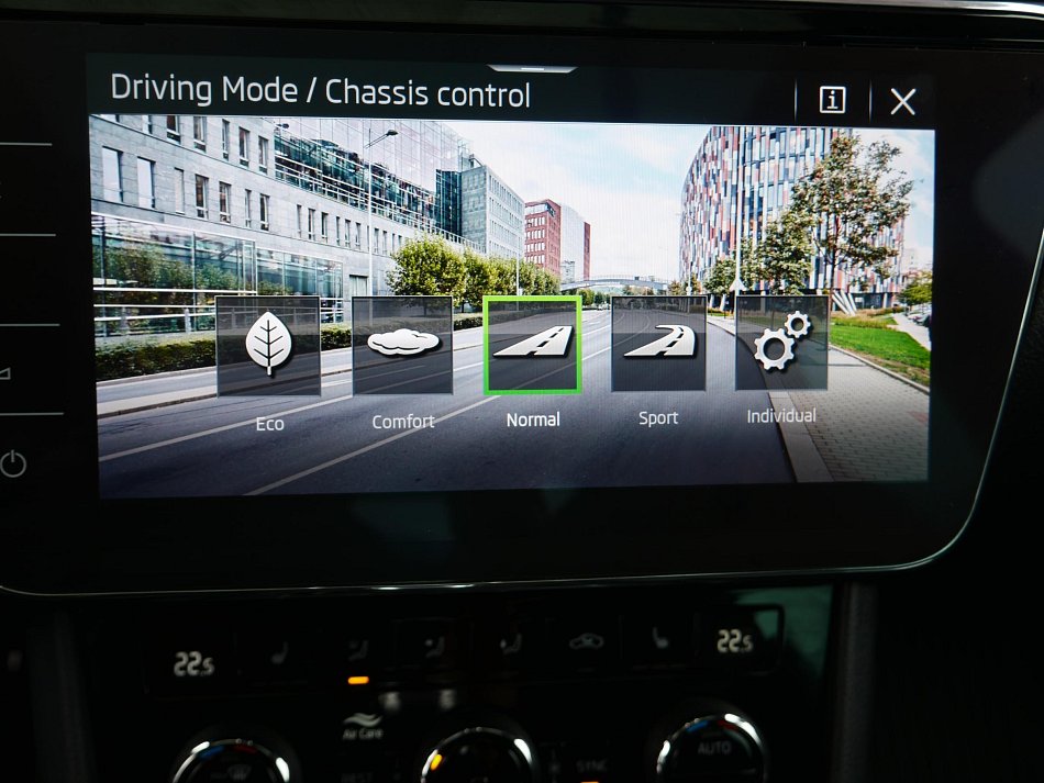 Škoda Superb III 2.0 TSi SportLine 4x4