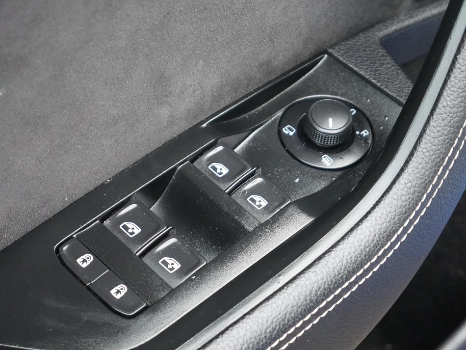 Škoda Superb III 2.0 TSi SportLine 4x4