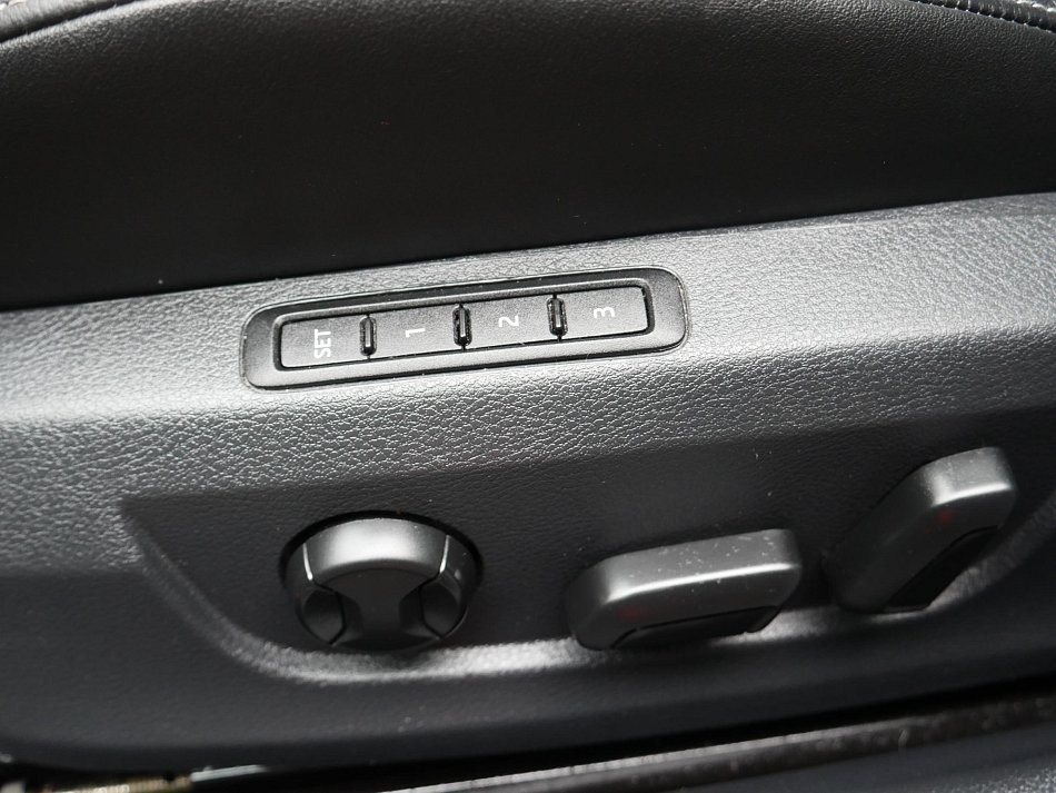 Škoda Superb III 2.0 TSi SportLine 4x4