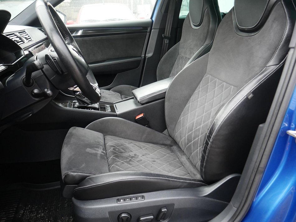 Škoda Superb III 2.0 TSi SportLine 4x4