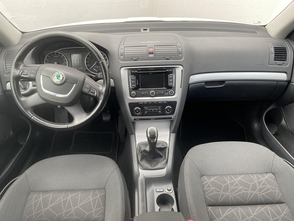 Škoda Octavia II 2.0 TDi Family
