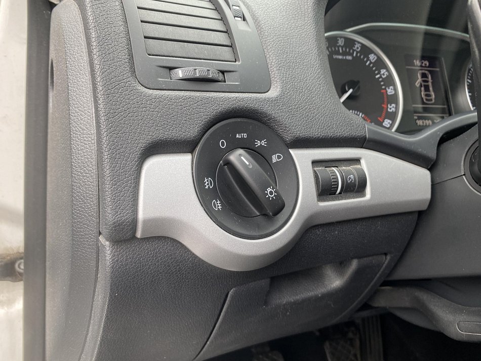 Škoda Octavia II 2.0 TDi Family
