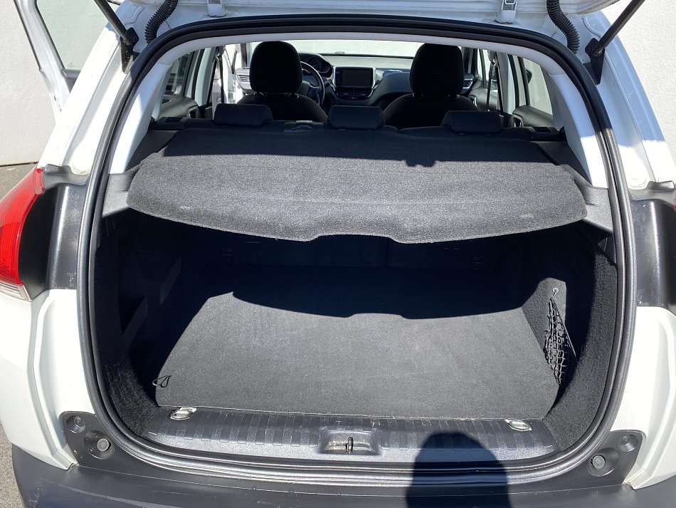 Peugeot 2008 1.2 PT Style