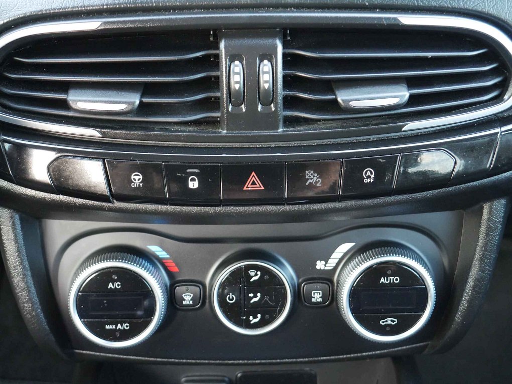 Fiat Tipo 1.0 GSE Cross