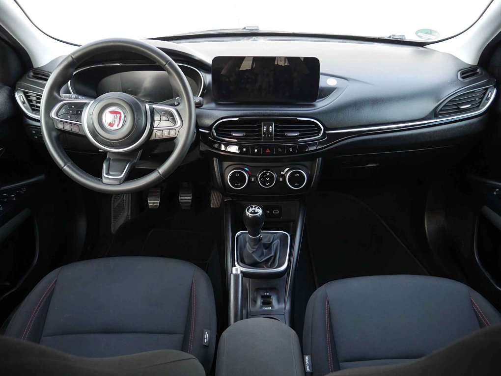 Fiat Tipo 1.0 GSE Cross