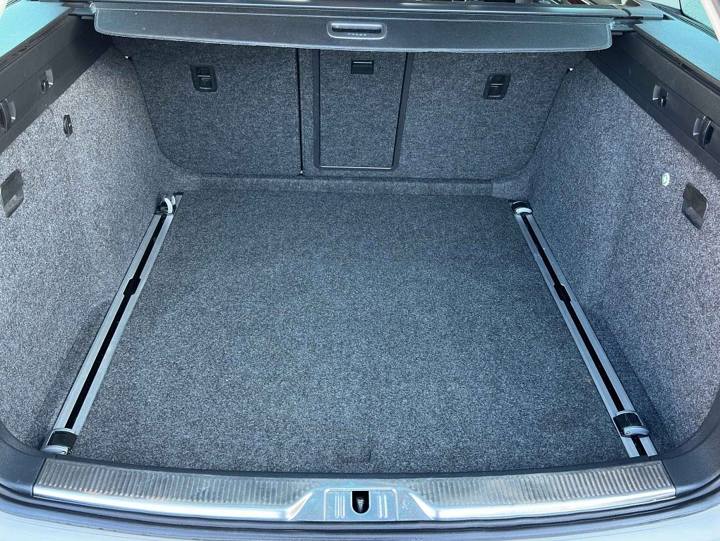 Škoda Superb II 2.0TDi Elegance 4x4