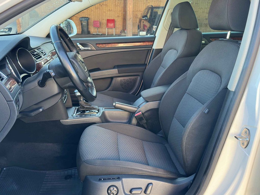 Škoda Superb II 2.0TDi Elegance 4x4
