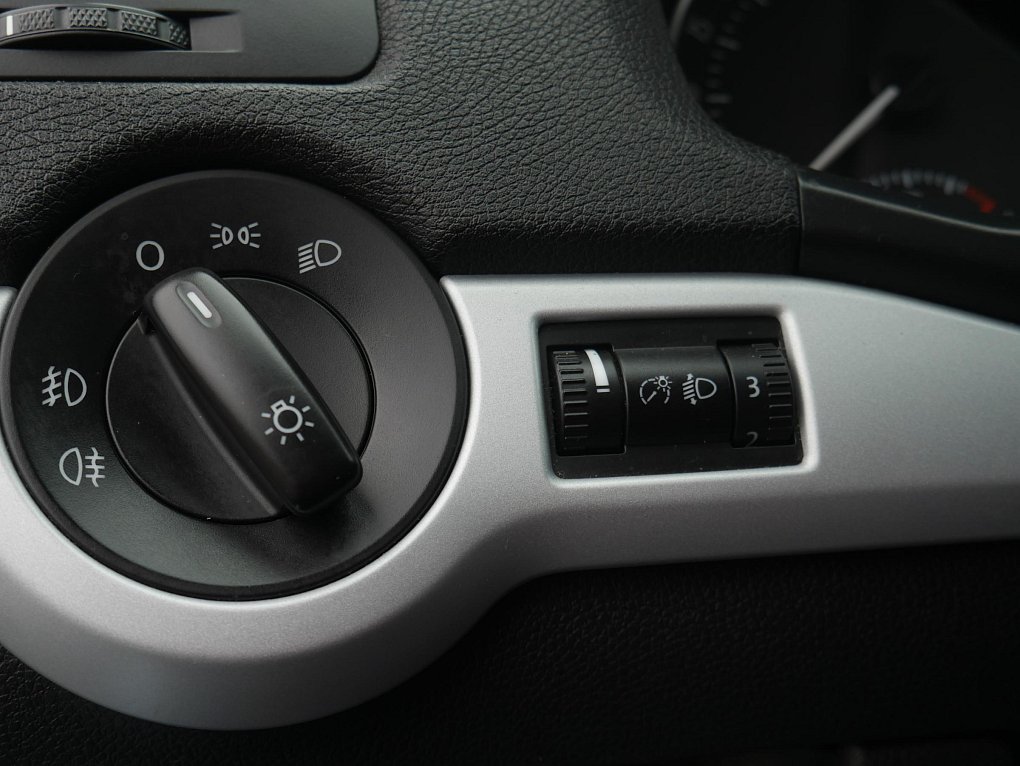 Škoda Octavia II 1.6 TDi Ambiente