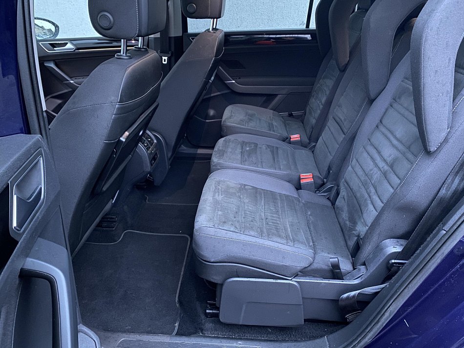 Volkswagen Touran 1.4TSi Highline