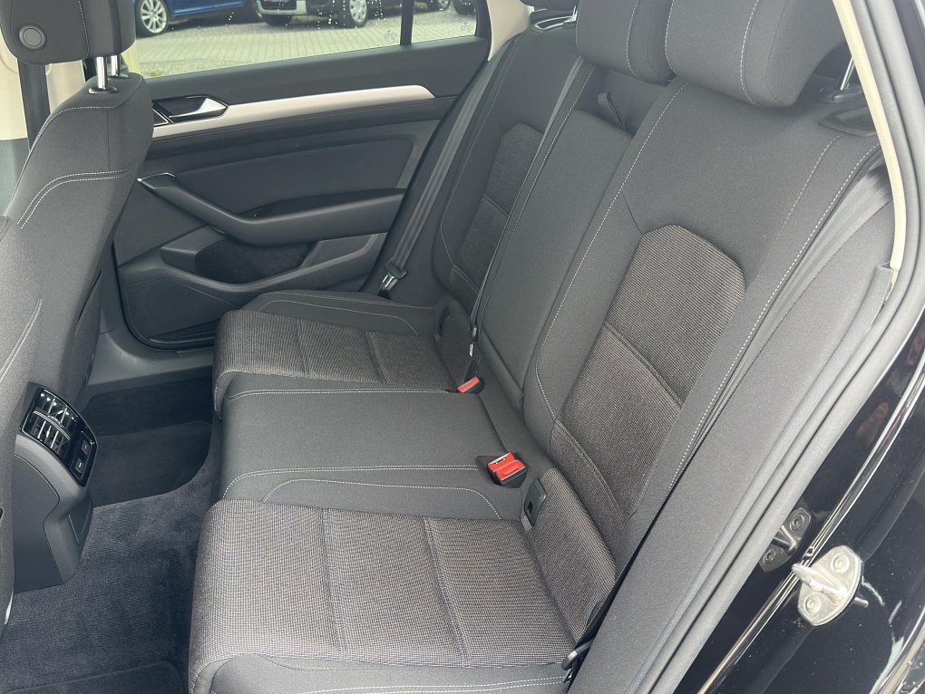 Volkswagen Passat 1.6 TDi 