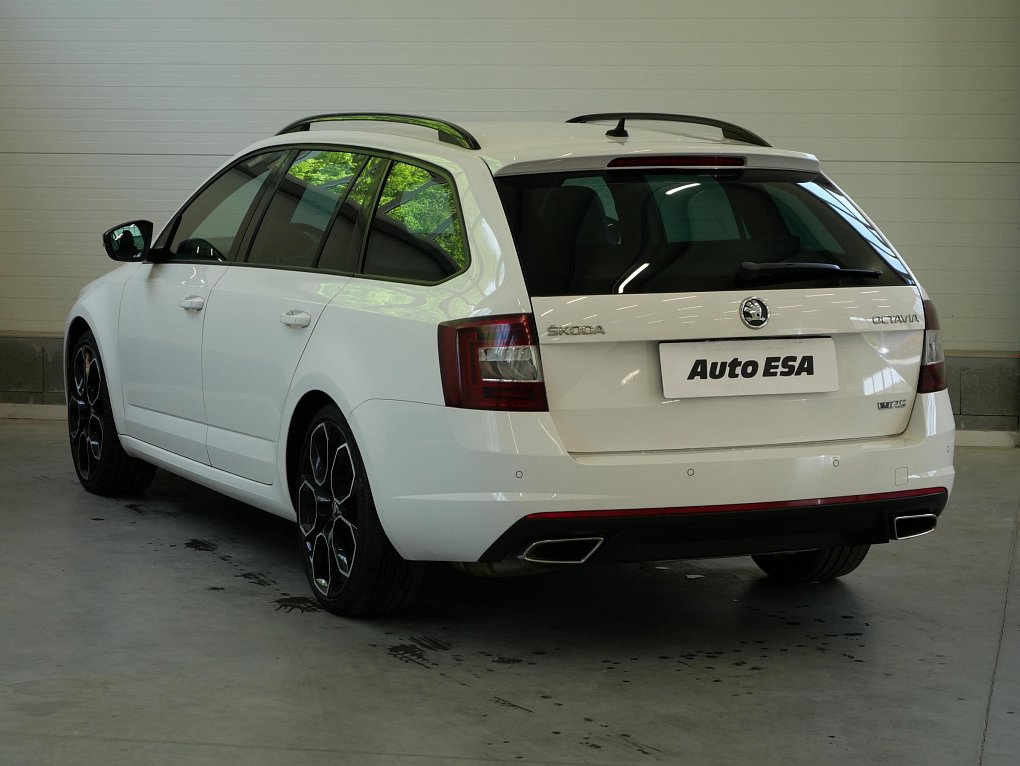 Škoda Octavia III 2.0 TDi RS
