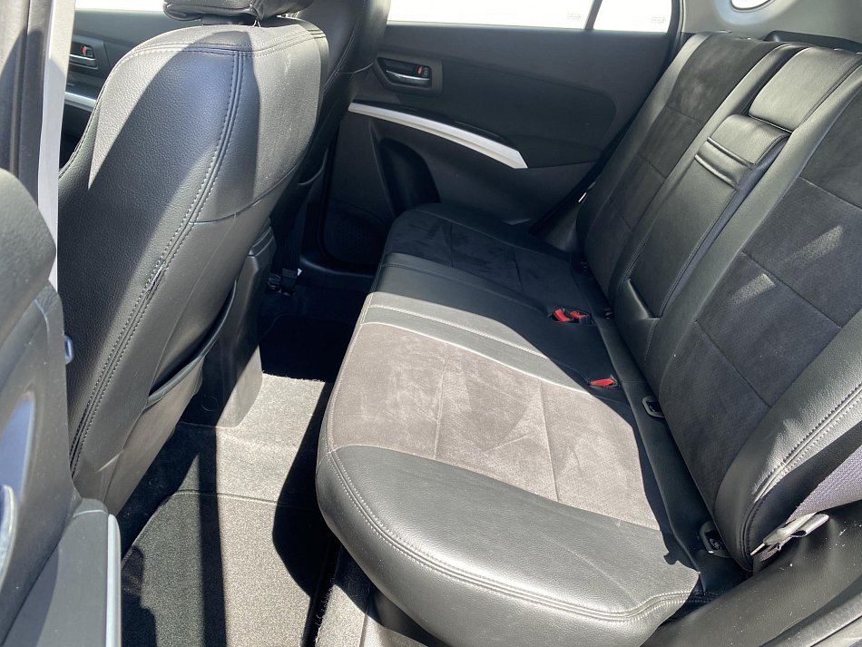 Suzuki S-Cross 1.6 VVT Elegance AllGrip