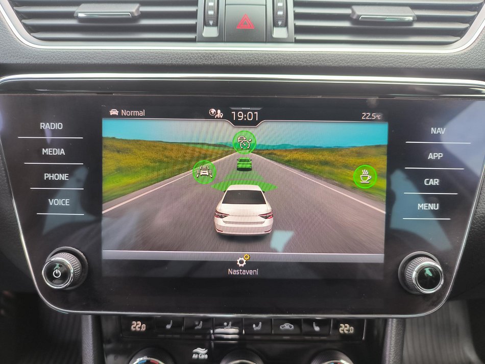 Škoda Superb III 2.0 TDi Style