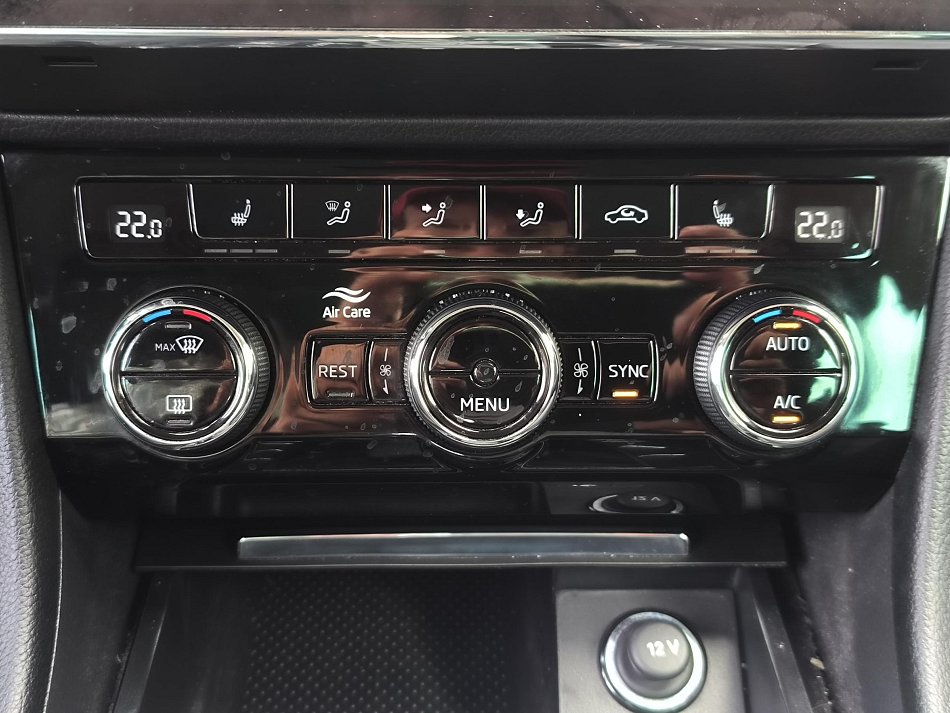 Škoda Superb III 2.0 TDi Style