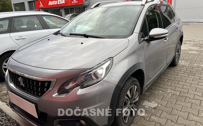 Peugeot 2008 1.2PT 