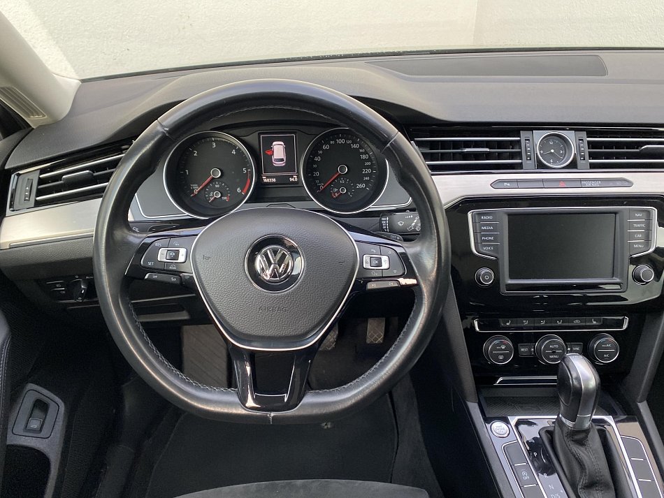 Volkswagen Passat 2.0 TDi Highline