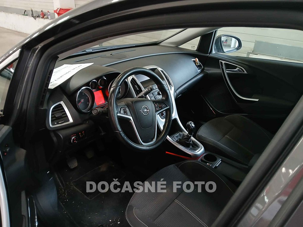 Opel Astra 2.0TDCi 