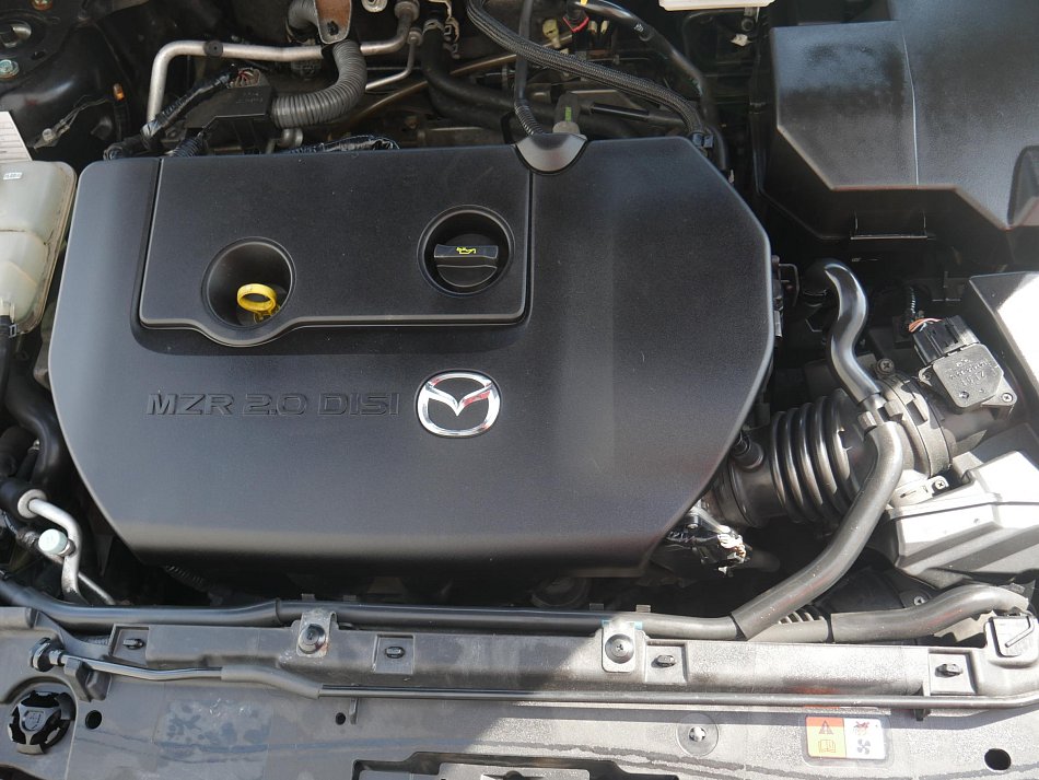 Mazda 3 2.0i 