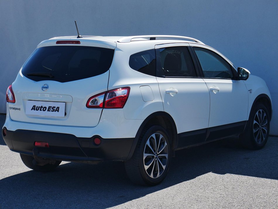 Nissan Qashqai 2.0i Acenta +2