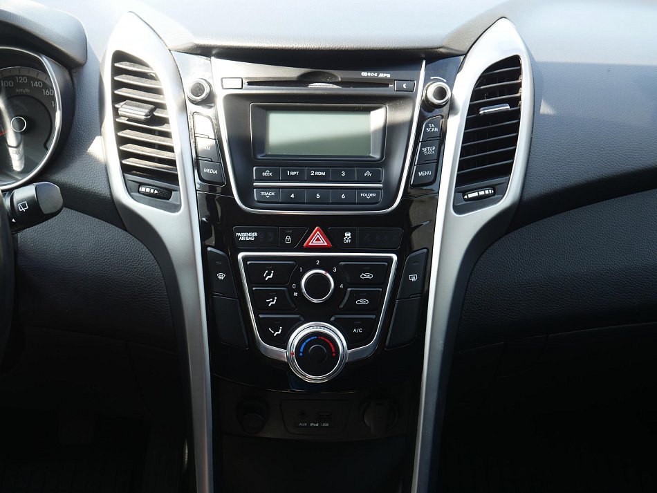Hyundai I30 1.4 i 