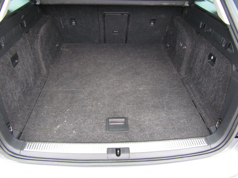 Škoda Superb III 2.0 TDi Ambition