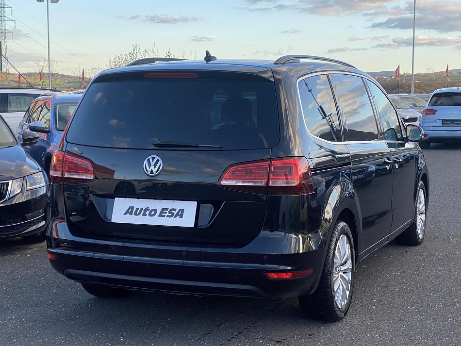 Volkswagen Sharan 2.0TDi 