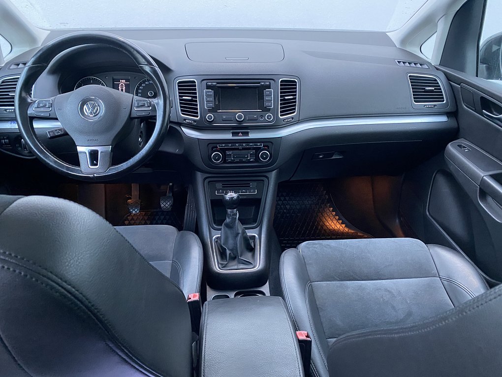 Volkswagen Sharan 2.0 TDi Highline