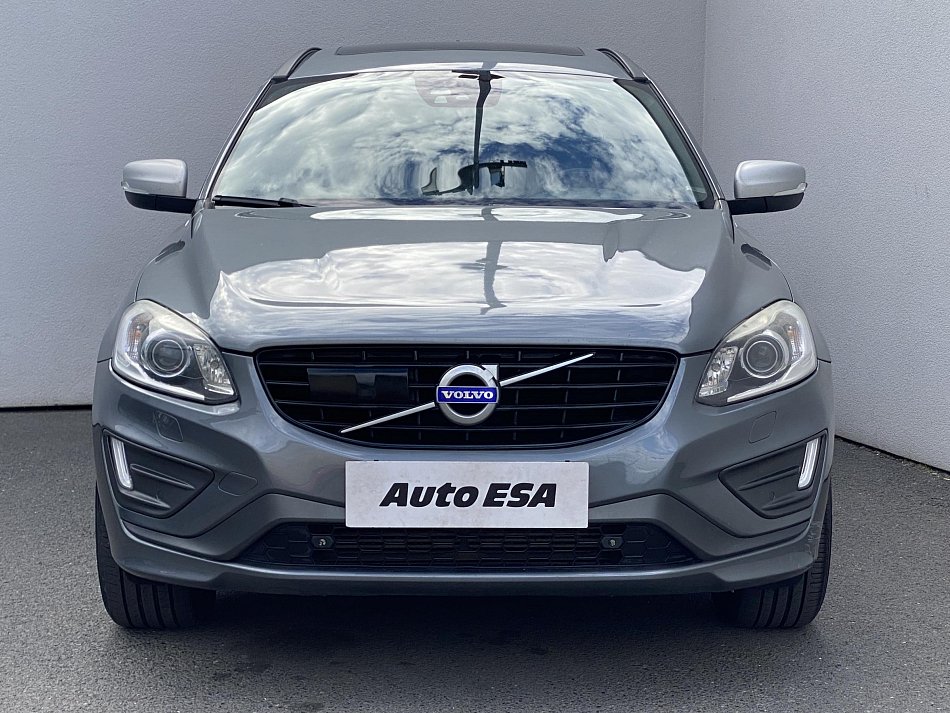 Volvo XC60 2.4 R-design 4x4