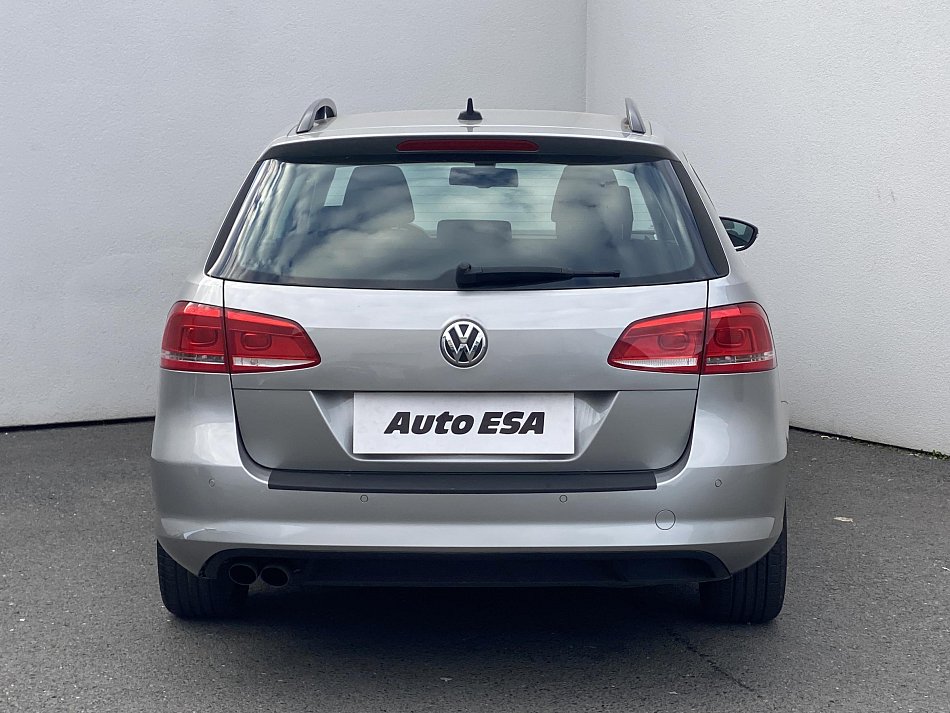 Volkswagen Passat 2.0 TDi Trendline