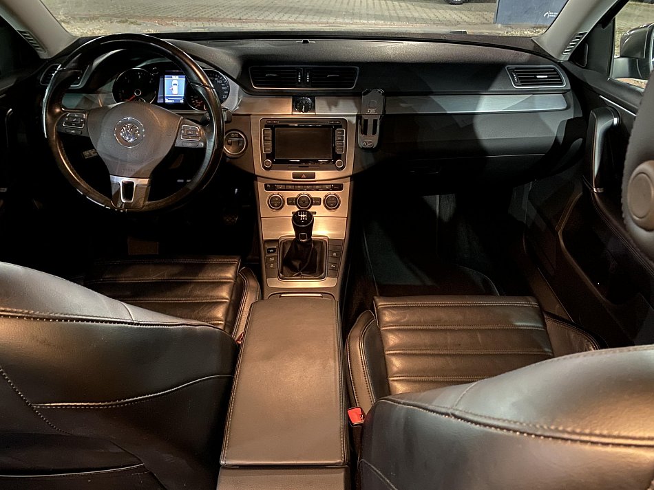 Volkswagen Passat 2.0 TDi Highline