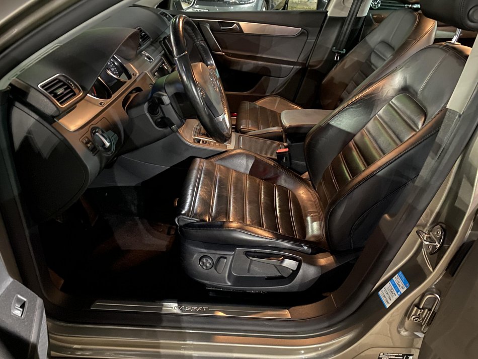Volkswagen Passat 2.0 TDi Highline