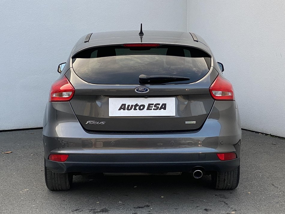 Ford Focus 1.5 EB Titanium