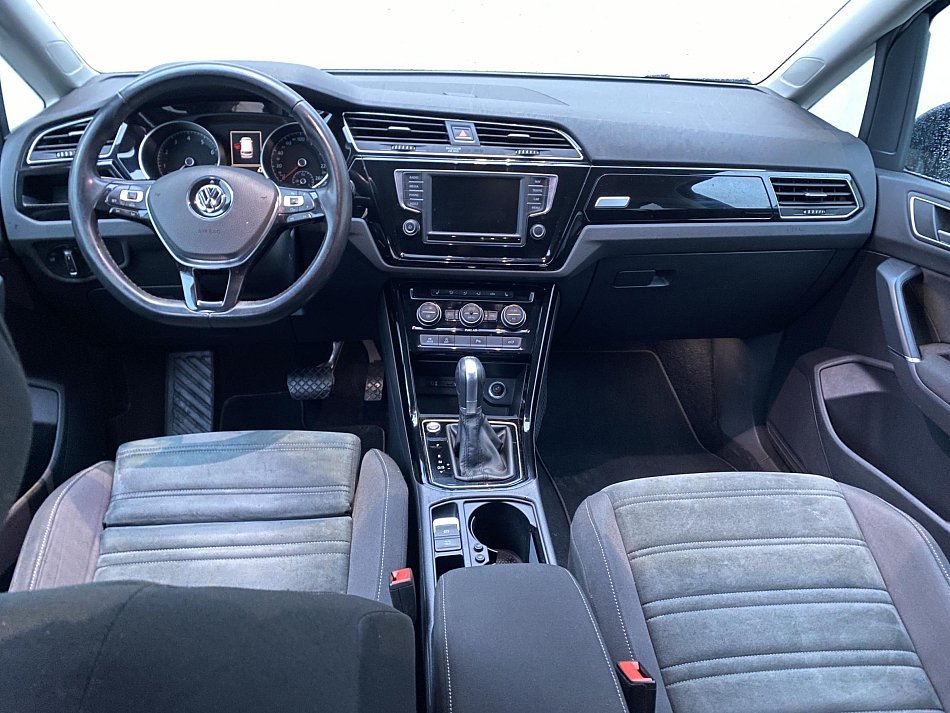 Volkswagen Touran 1.4TSi Highline