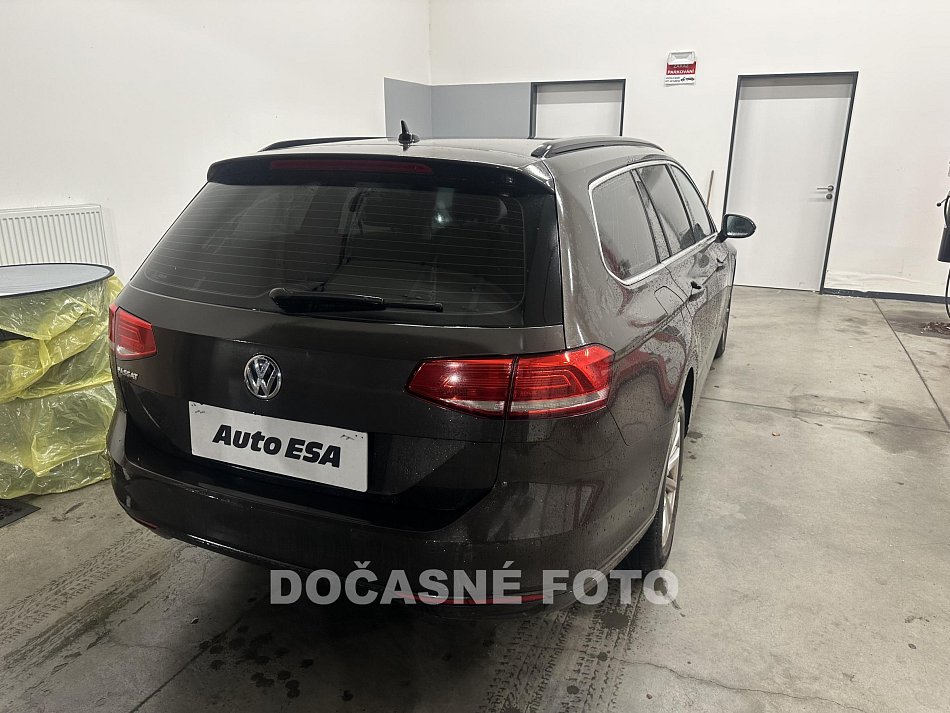 Volkswagen Passat 1.6 TDi 