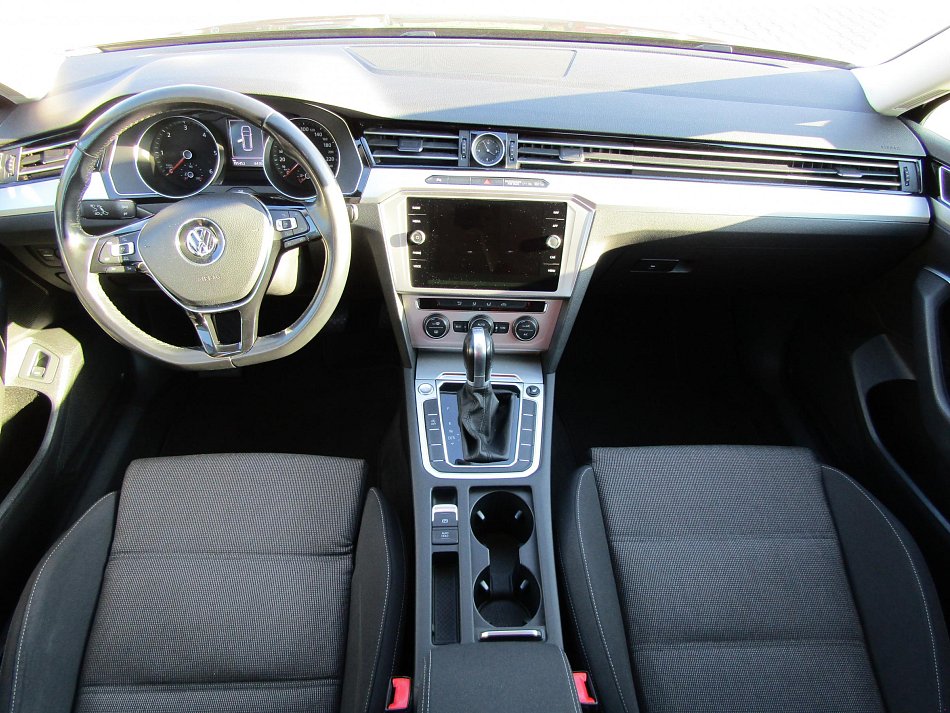 Volkswagen Passat 1.6 TDi 