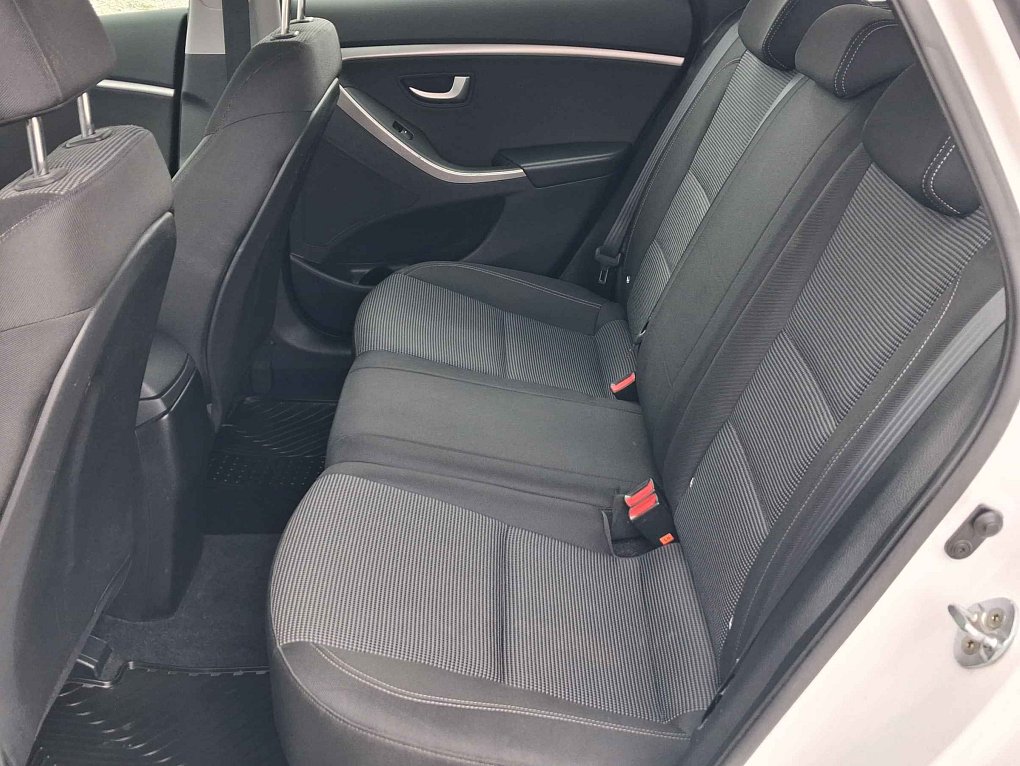 Hyundai I30 1.6 CRDI 