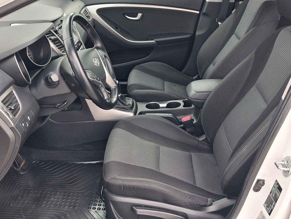 Hyundai I30 1.6 CRDI 