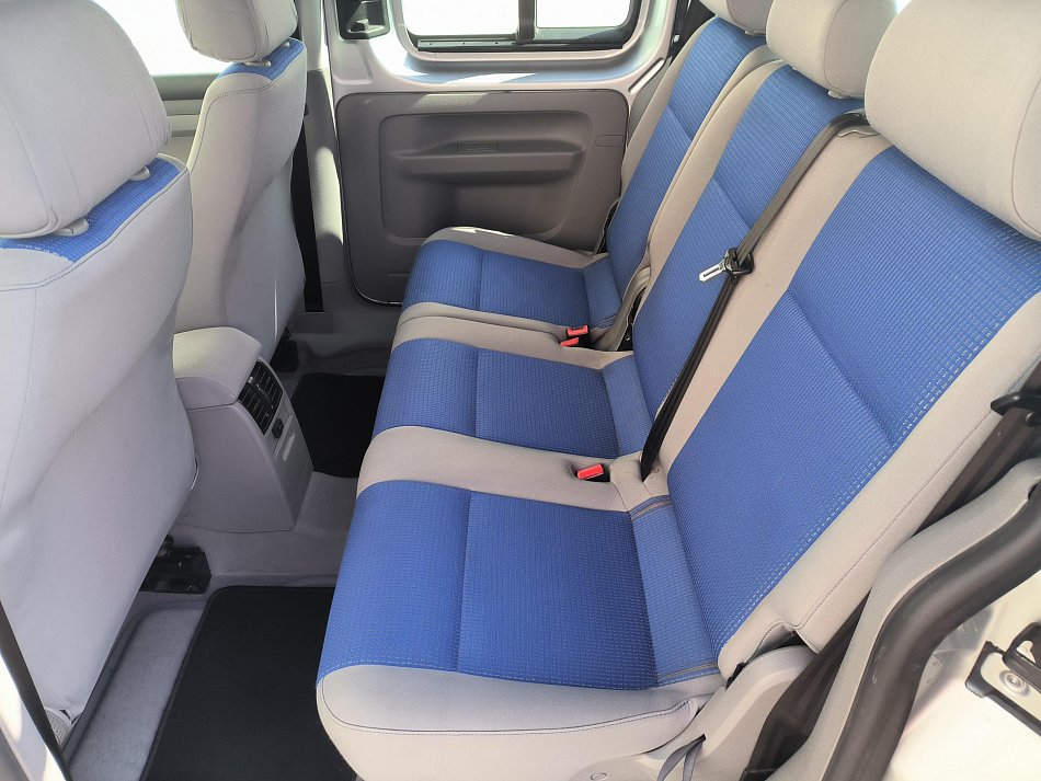 Volkswagen Caddy 1.6  LIFE 7míst