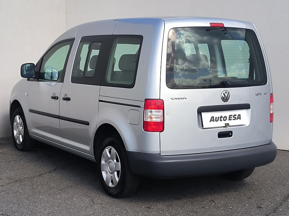 Volkswagen Caddy 1.6  LIFE 7míst